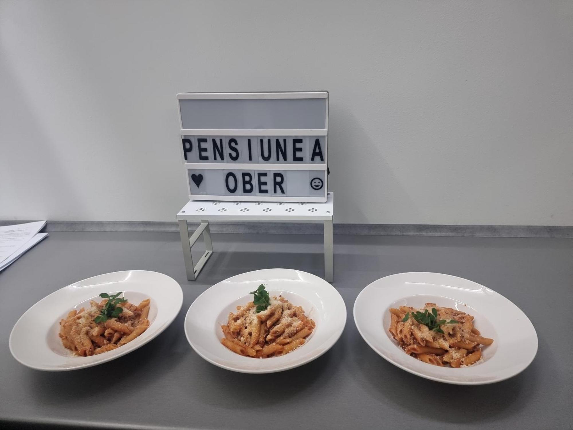 Pensiunea Ober Braşov Exteriör bild